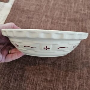 Longaberger Woven Traditions Small Pie Plate in Red - EUC!